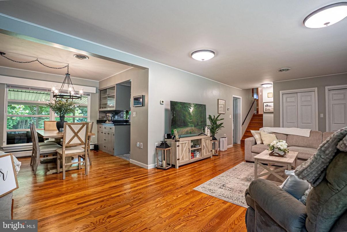 Dining room, Interior, Living room, Wood Texture Flooring