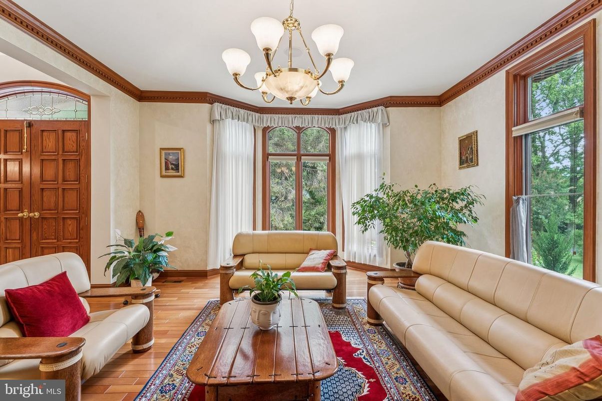 Chandelier, Interior, Living room, Wood Texture Flooring