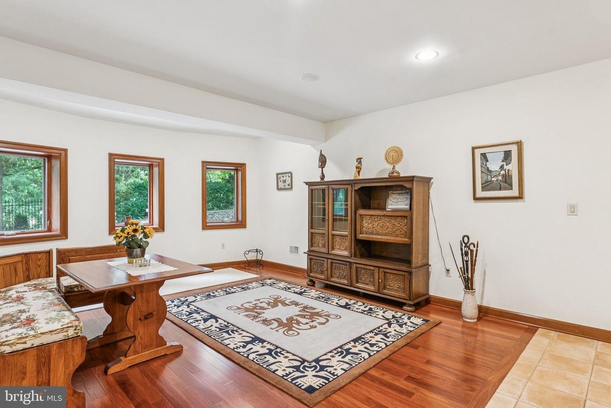 Dining room, Interior, Recessed Lighting, Wood Texture Flooring