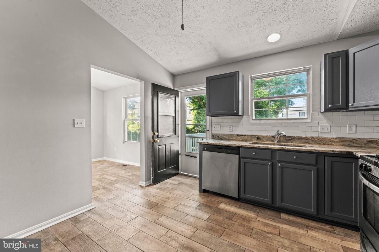 Interior, Kitchen, Recessed Lighting, Wood Texture Flooring