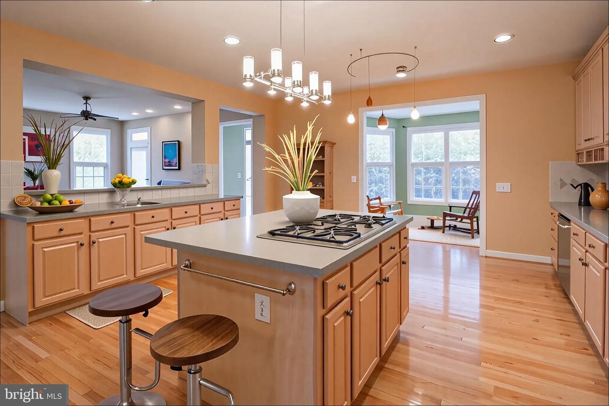 Interior, Kitchen, Pendant Lights, Recessed Lighting, Wood Texture Flooring