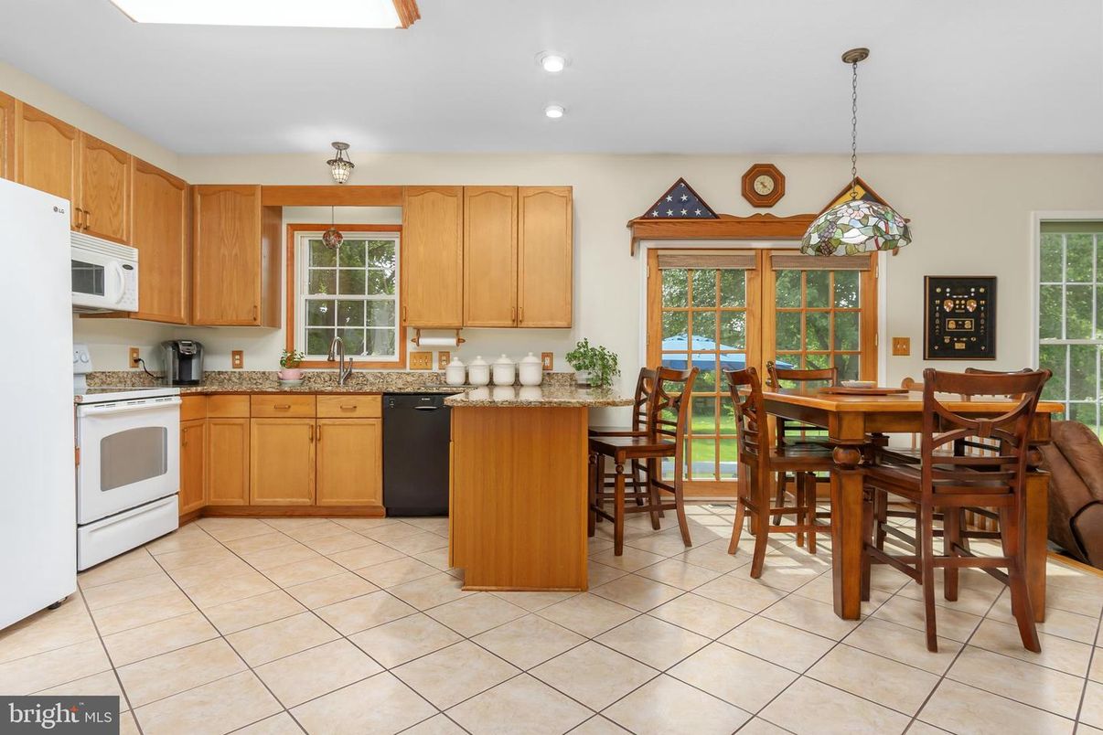 Dining room, Interior, Kitchen, Pendant Lights, Recessed Lighting