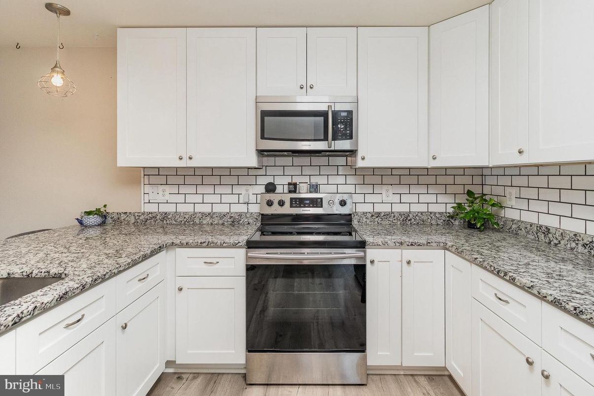 Interior, Kitchen, Pendant Lights, Stainless Steel Appliances, Wood Texture Flooring