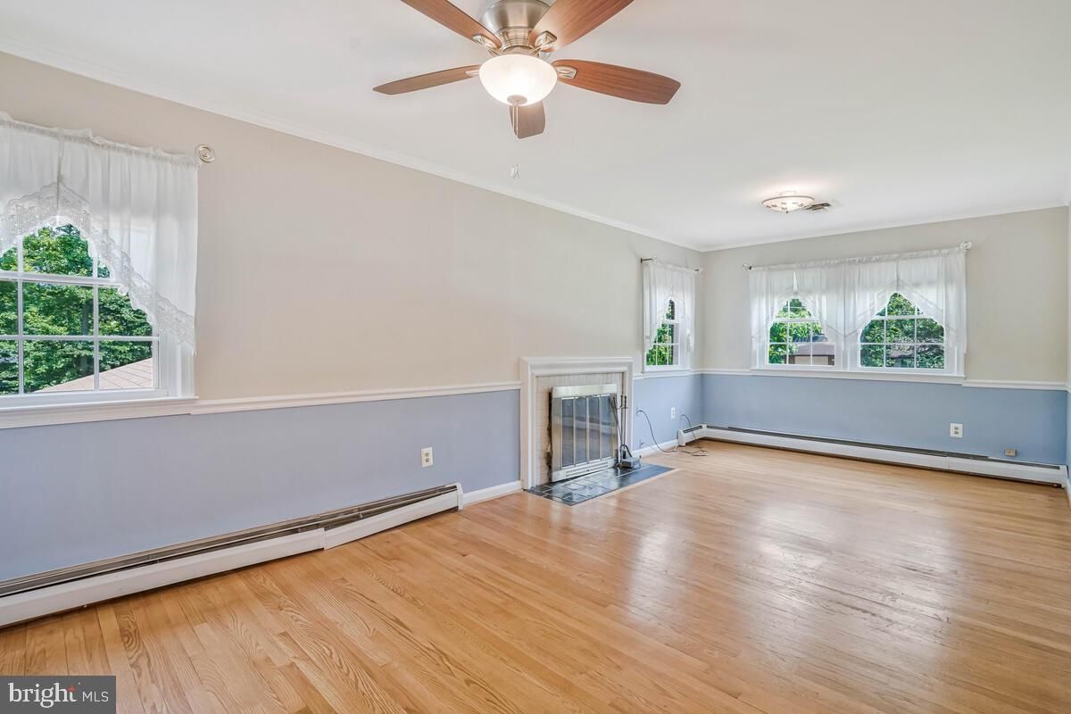 Empty room, Fireplace, Interior, Wood Texture Flooring