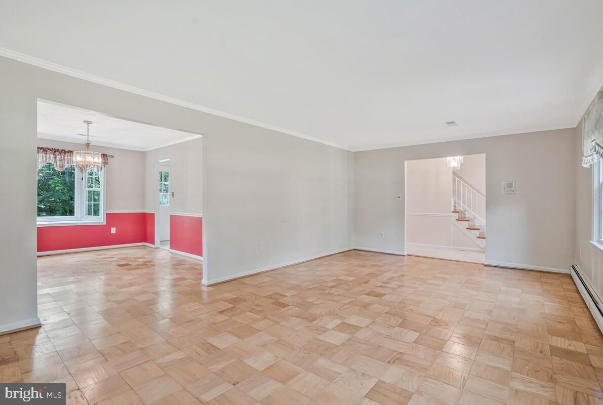 Chandelier, Empty room, Interior, Wood Texture Flooring