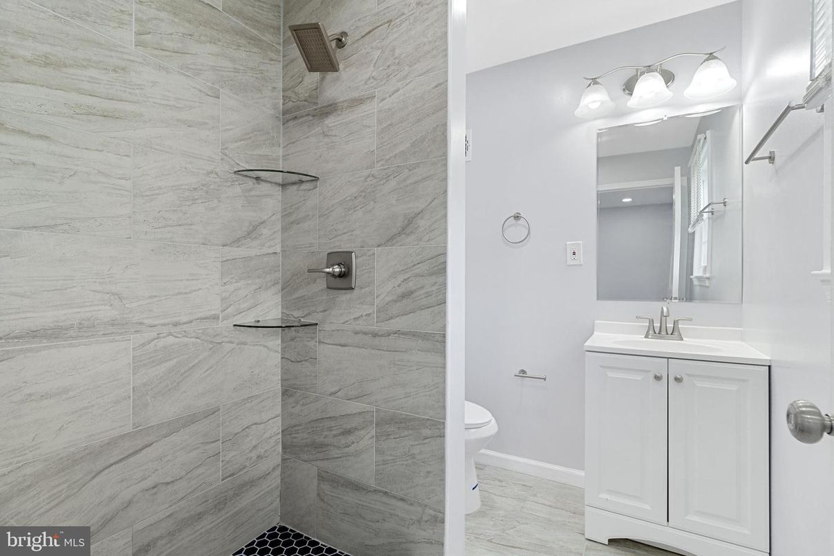Bathroom, Interior, Marble Walls
