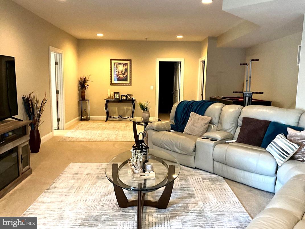 Interior, Living room, Recessed Lighting