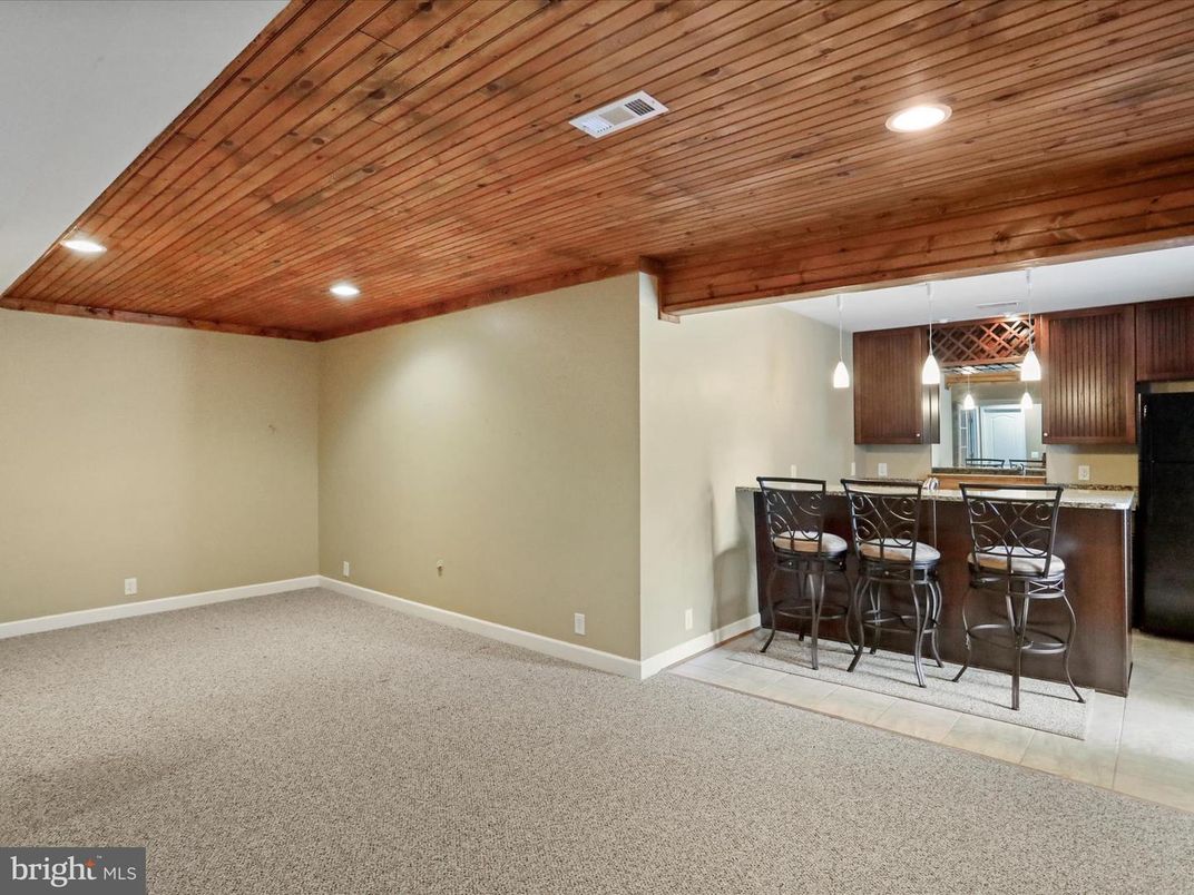 Interior, Kitchen, Pendant Lights, Recessed Lighting, Wooden Ceilings