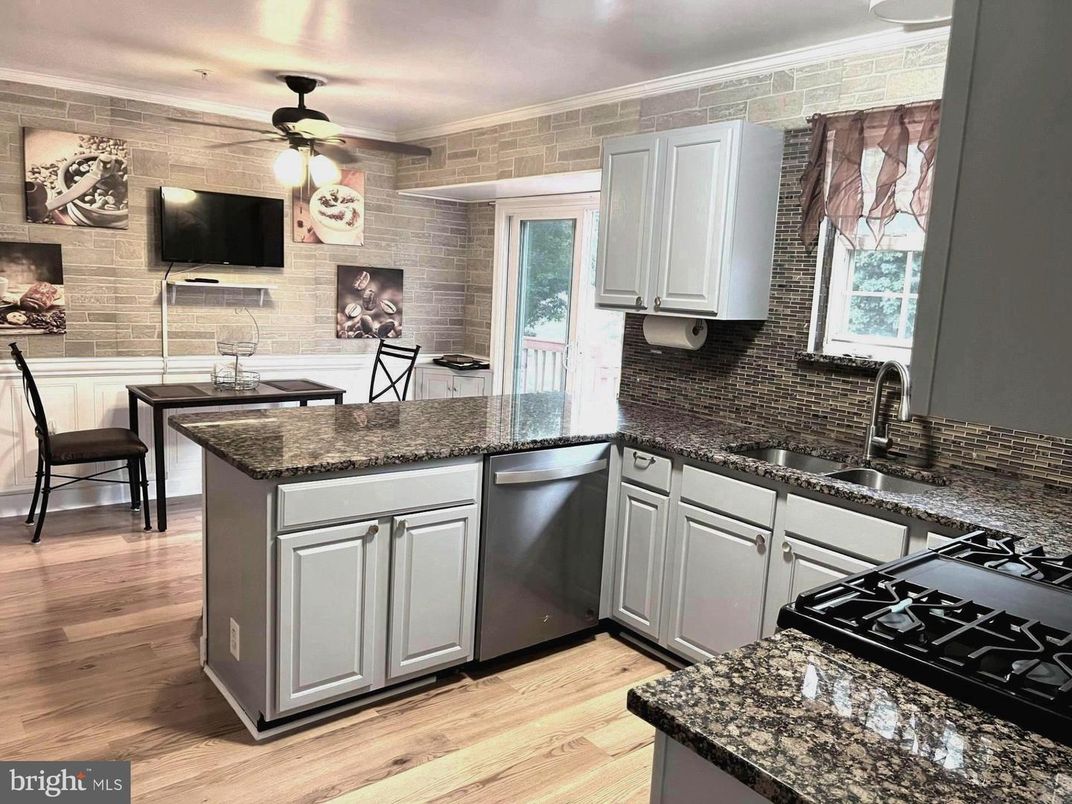 Interior, Kitchen, Stone Walls, Wood Texture Flooring