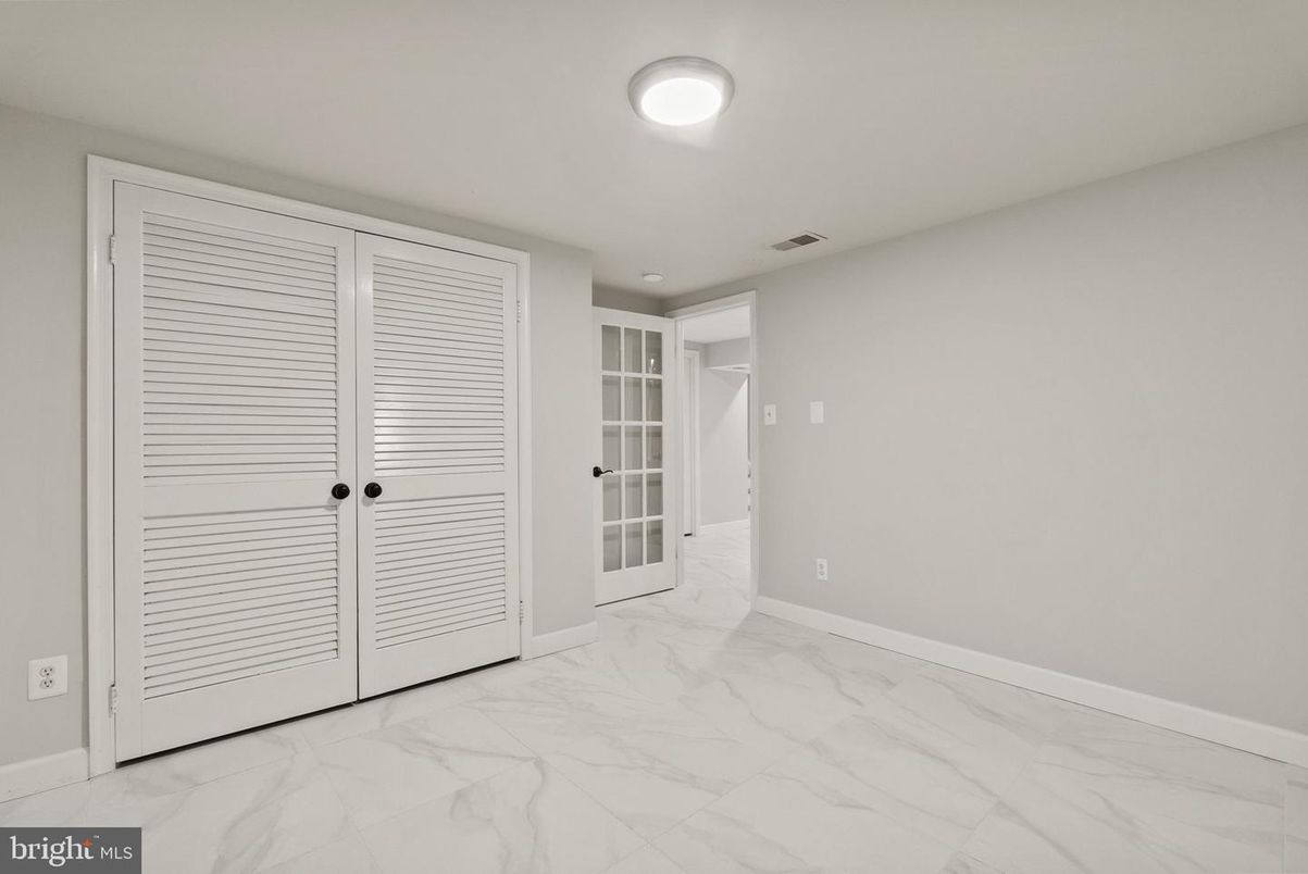 Interior, Marble