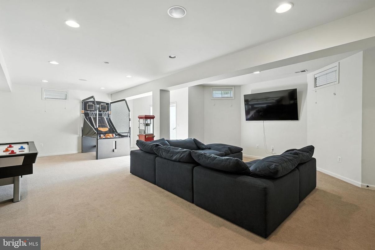 Interior, Living room, Recessed Lighting