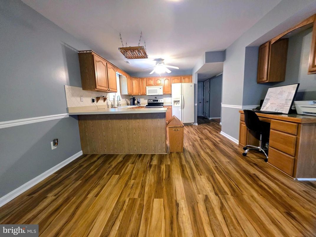 Interior, Kitchen, Wood Texture Flooring