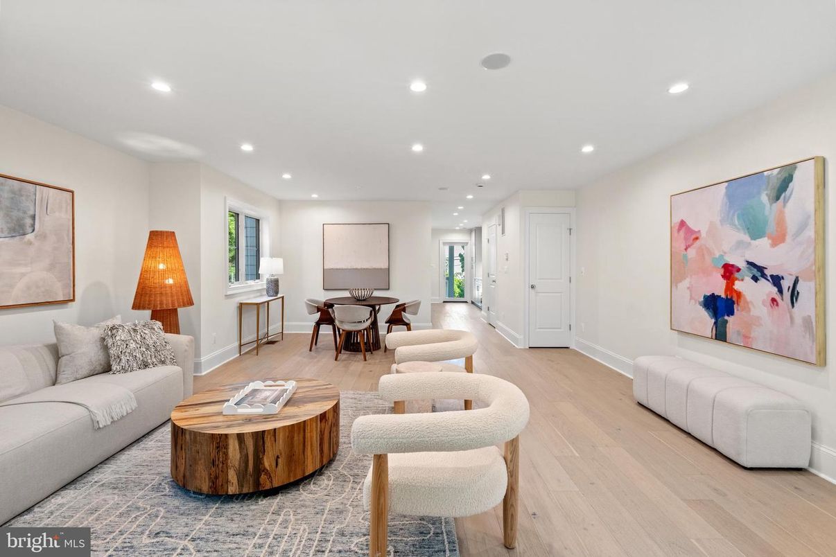 Dining room, Interior, Living room, Recessed Lighting, Wood Texture Flooring