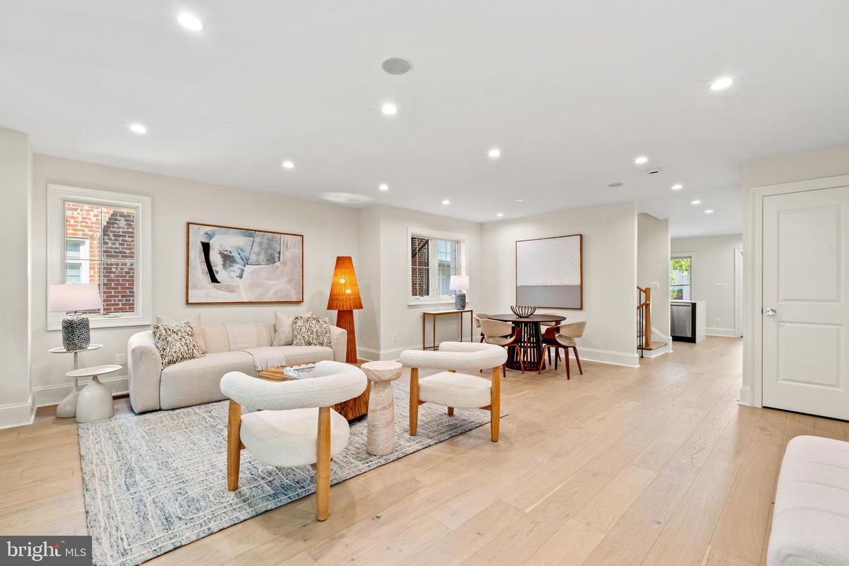 Dining room, Interior, Living room, Recessed Lighting, Wood Texture Flooring