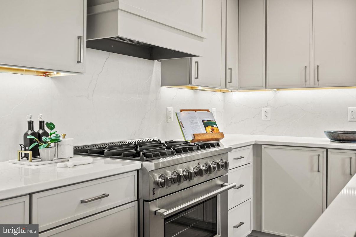 Interior, Kitchen, Marble Walls, Stainless Steel Appliances