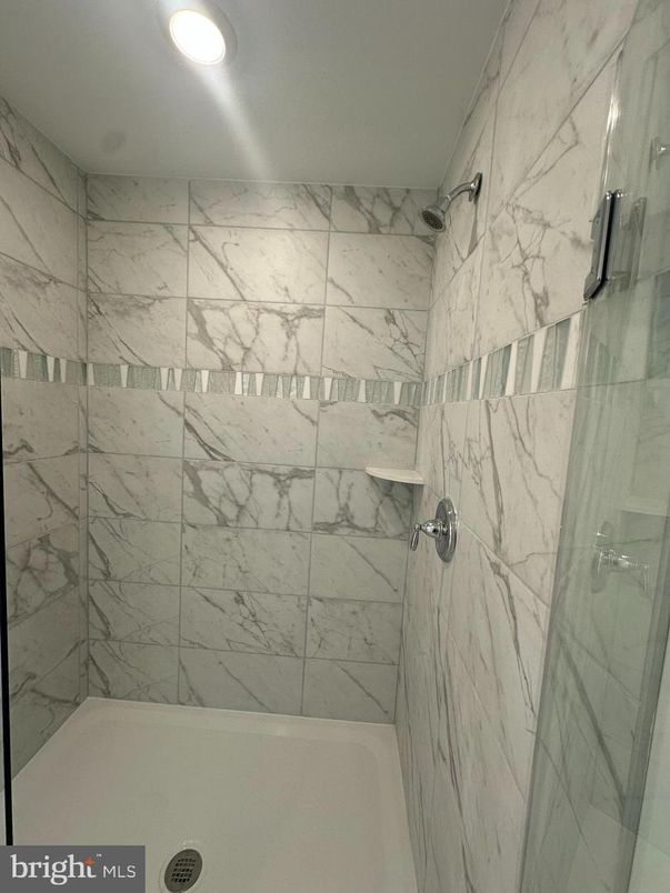 Bathroom, Interior, Marble Walls, Recessed Lighting