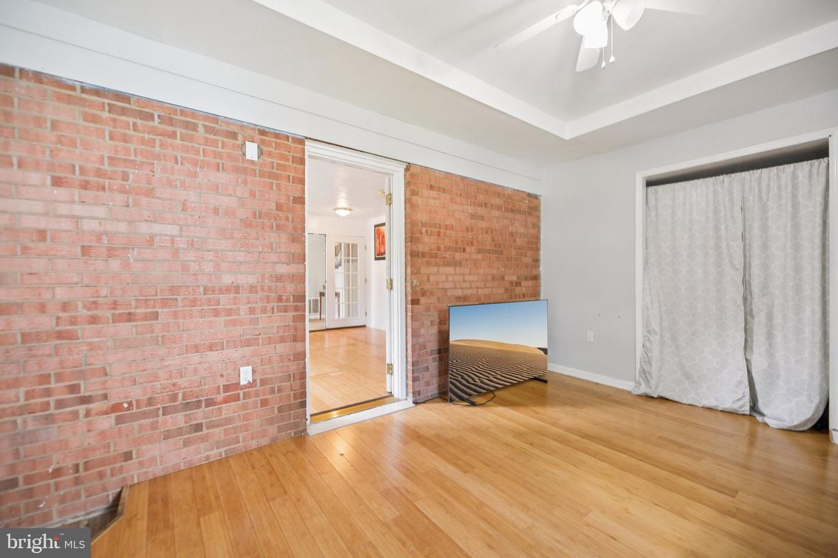 Empty room, Interior, Stone Walls, Wood Texture Flooring