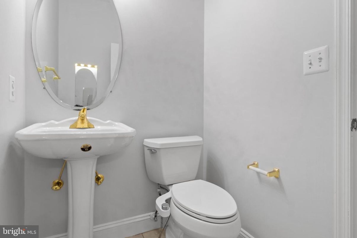 Bathroom, Interior
