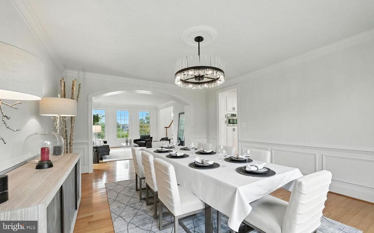 Chandelier, Dining room, Interior, Living room, Wood Texture Flooring