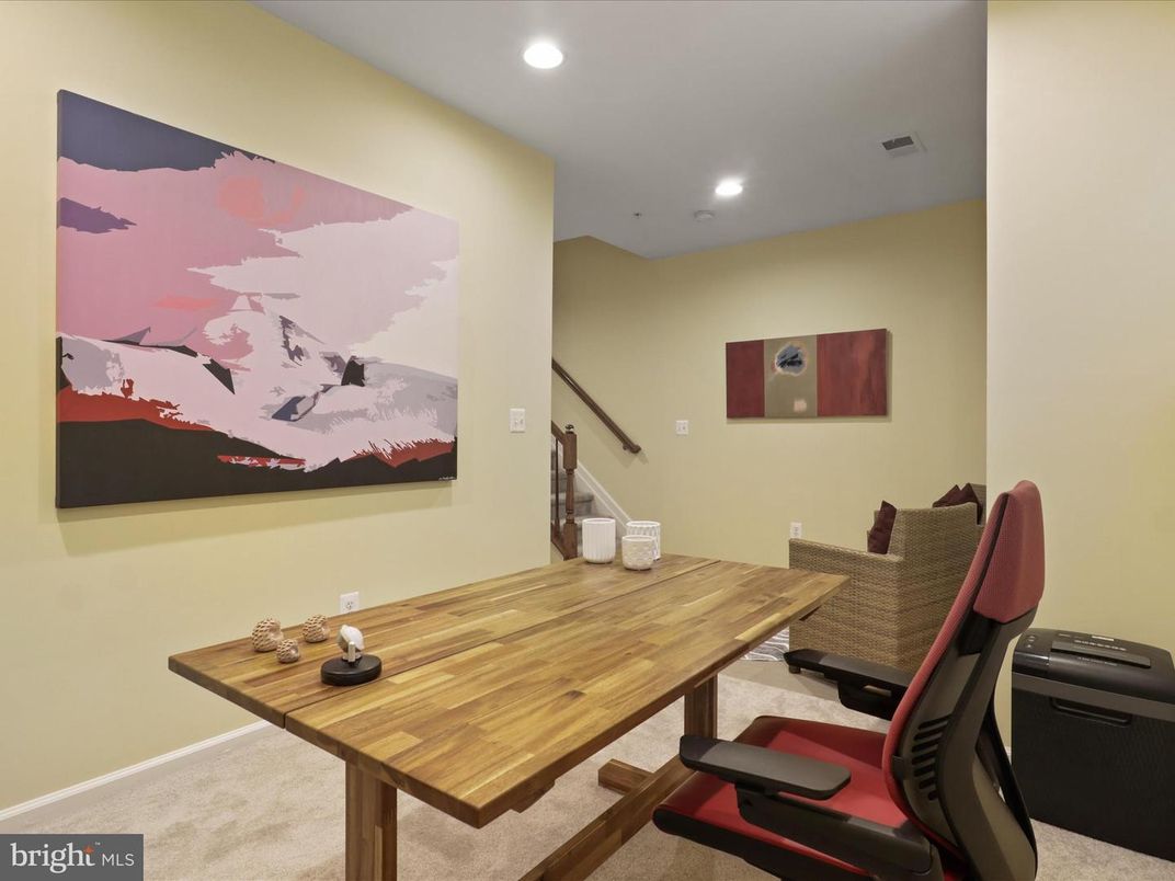 Dining room, Fitness Equipment, Interior, Recessed Lighting