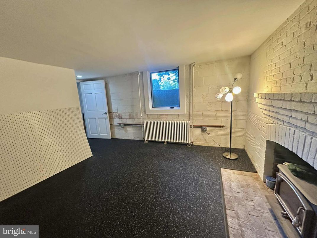 Empty room, Interior, Stone Walls