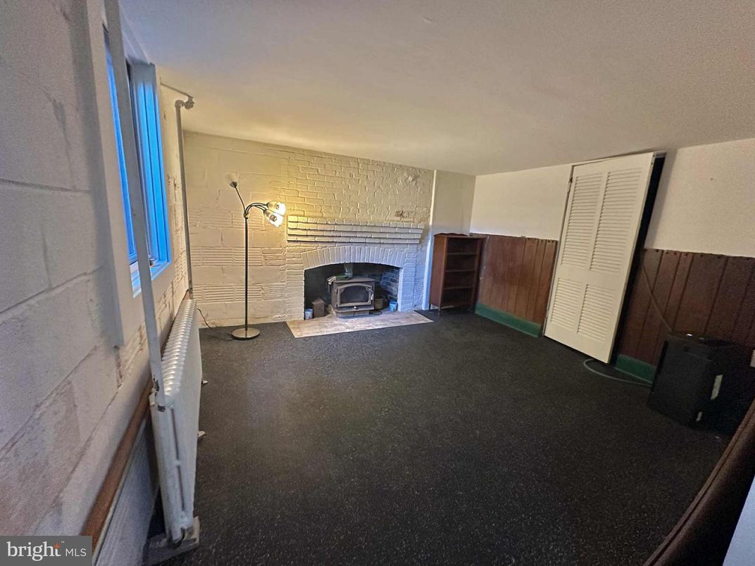 Empty room, Fireplace, Interior, Stone Walls
