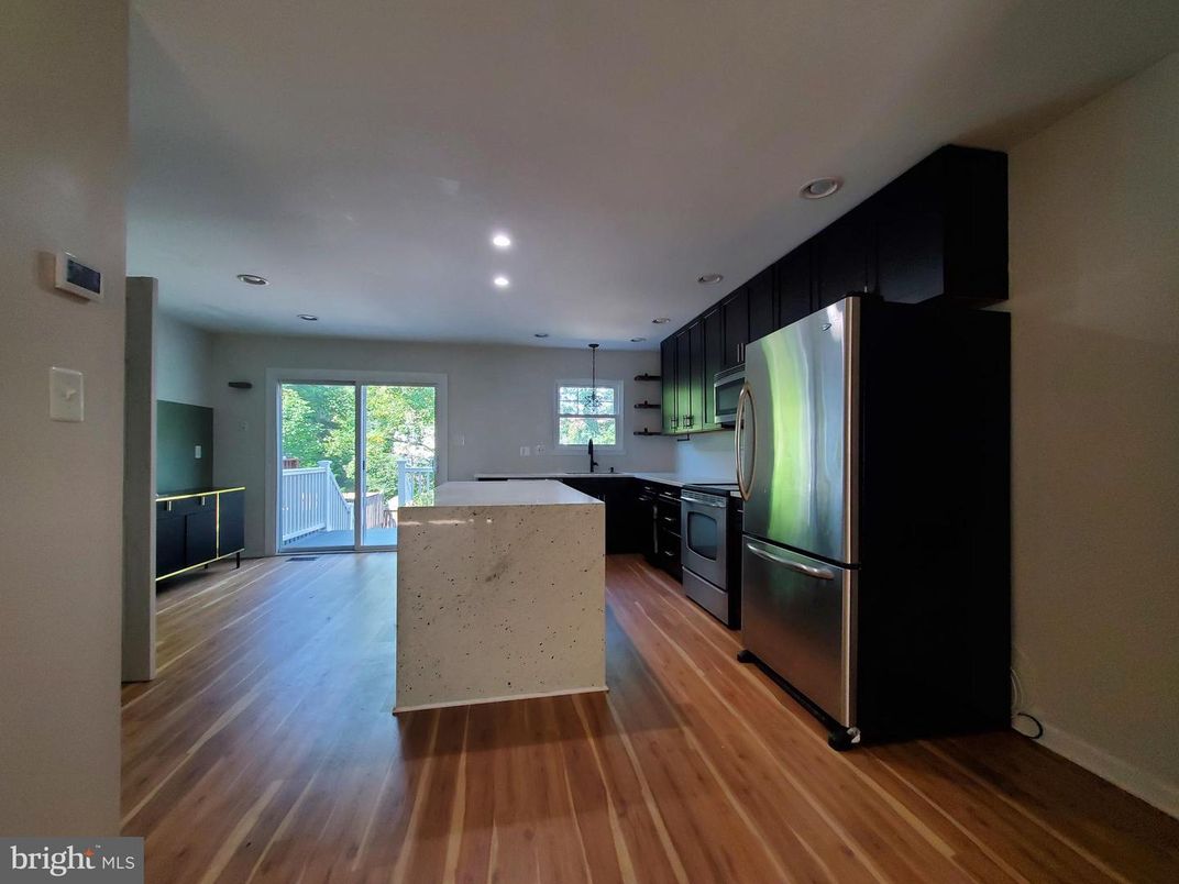 Interior, Kitchen, Pendant Lights, Recessed Lighting, Wood Texture Flooring