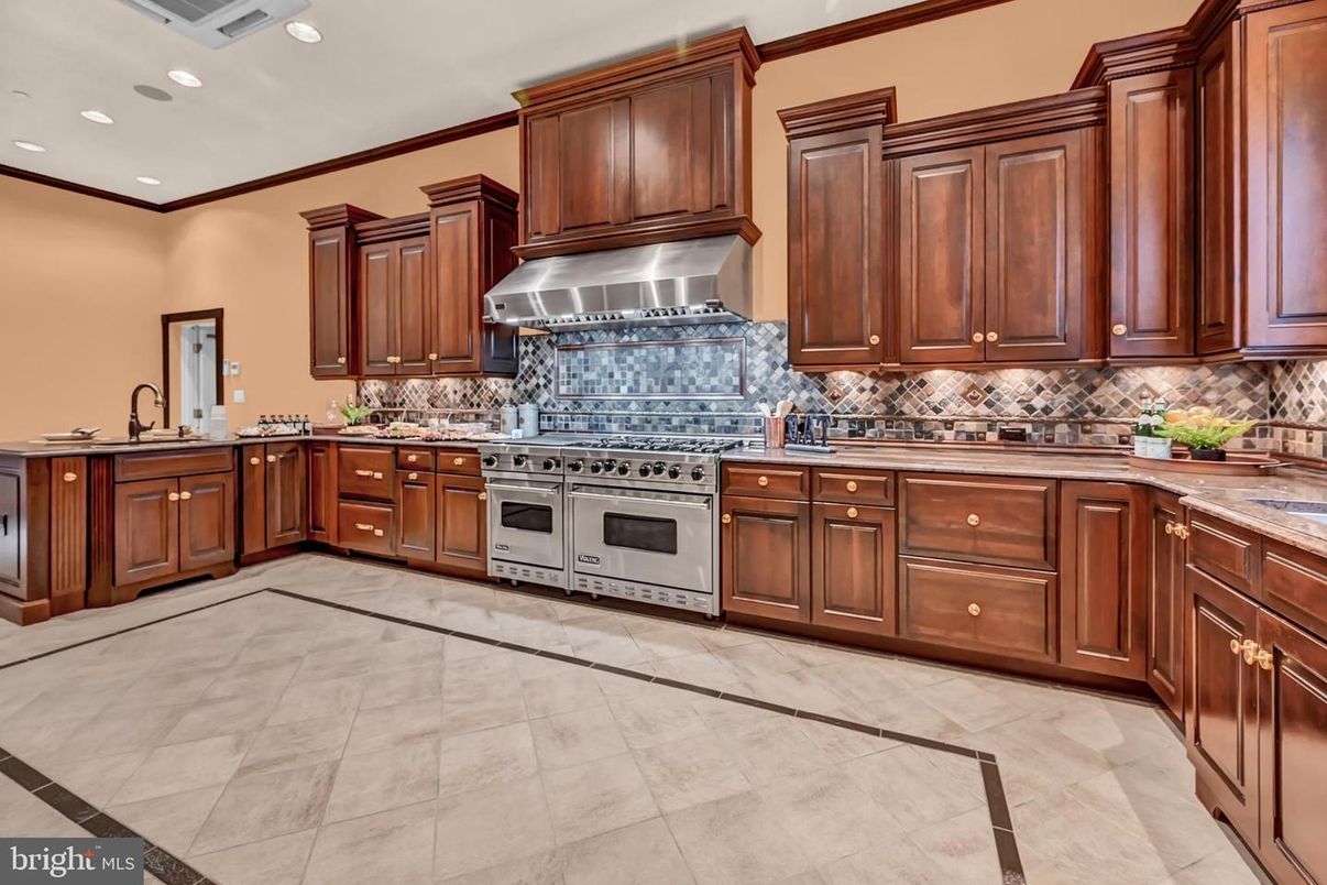 Interior, Kitchen, Recessed Lighting