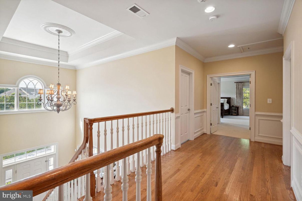 Chandelier, Interior, Recessed Lighting, Wood Texture Flooring