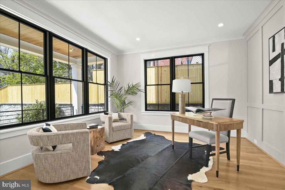 Home Office, Interior, Recessed Lighting, Wood Texture Flooring