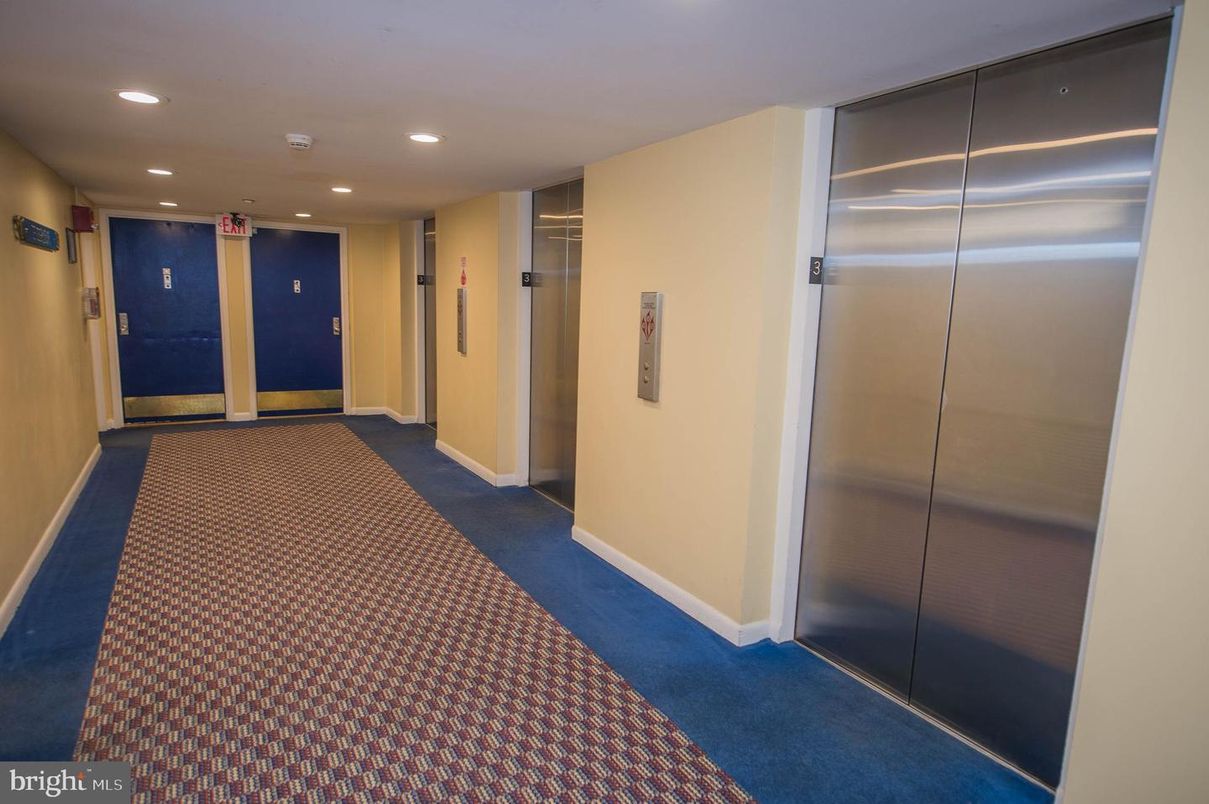 Elevator, Interior, Recessed Lighting