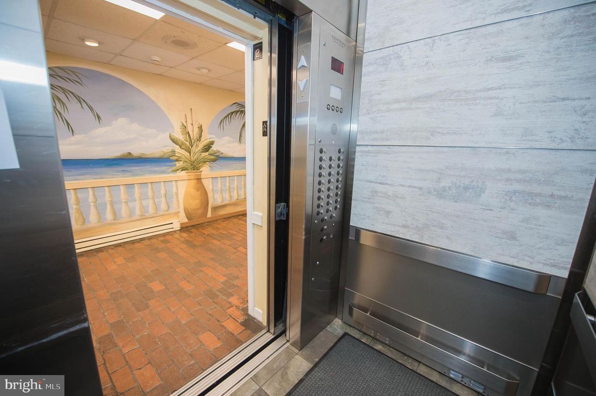 Elevator, Interior, Recessed Lighting