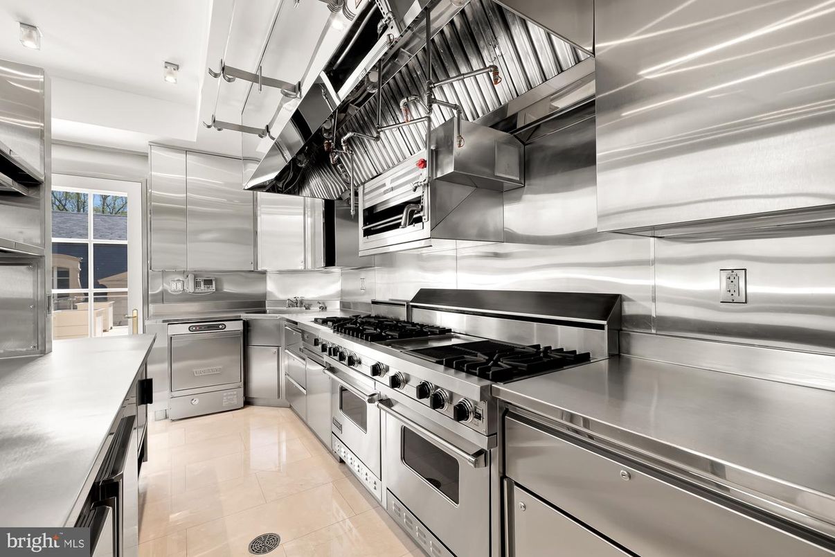 Interior, Kitchen, Stainless Steel Appliances