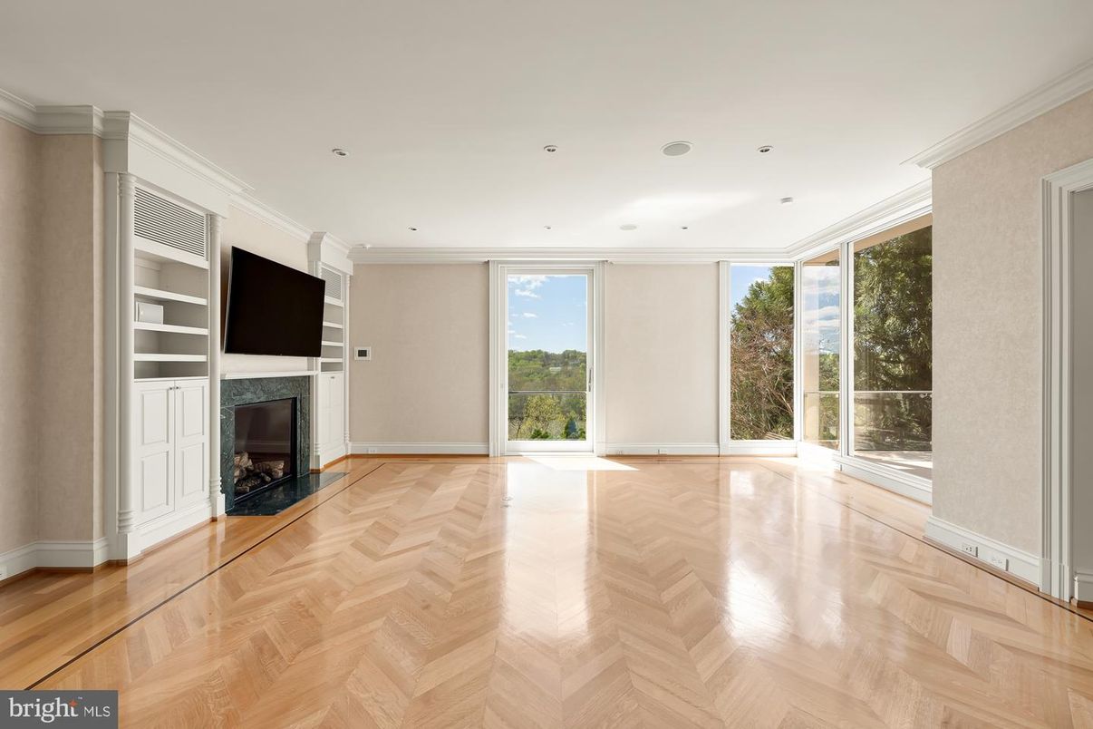 Empty room, Fireplace, Interior, Recessed Lighting, Wood Texture Flooring