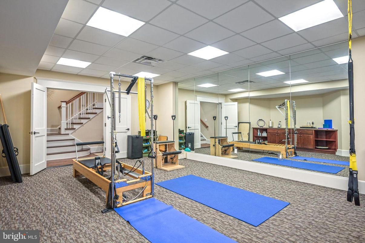 Fitness Equipment, Interior, Recessed Lighting