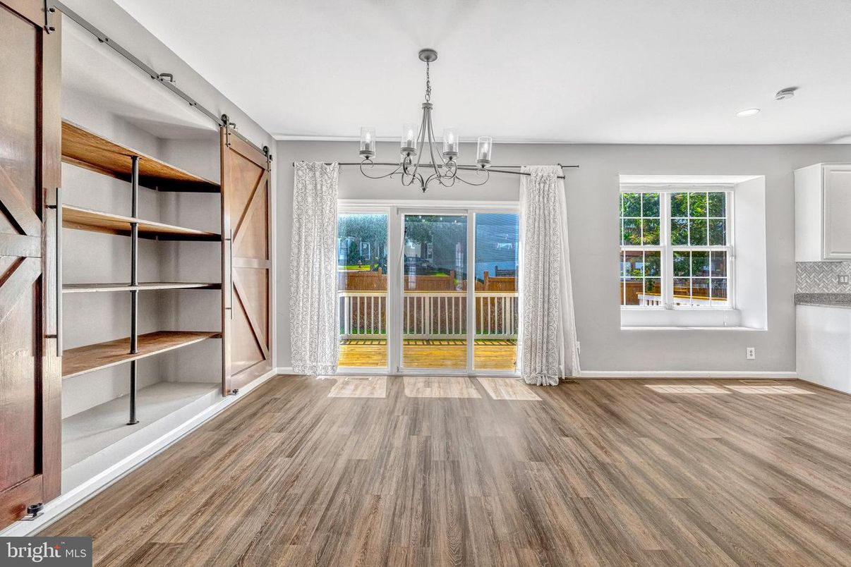 Chandelier, Empty room, Interior, Recessed Lighting, Wood Texture Flooring