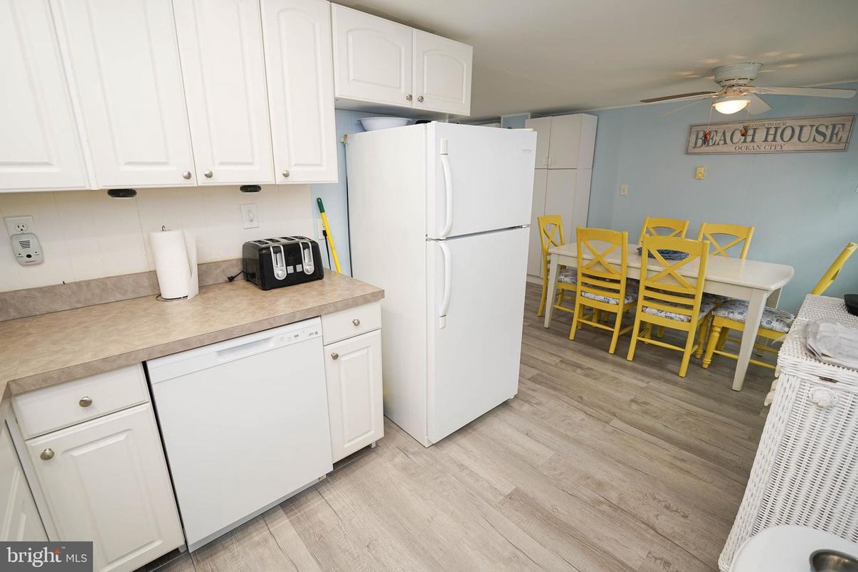 Dining room, Interior, Kitchen, Wood Texture Flooring