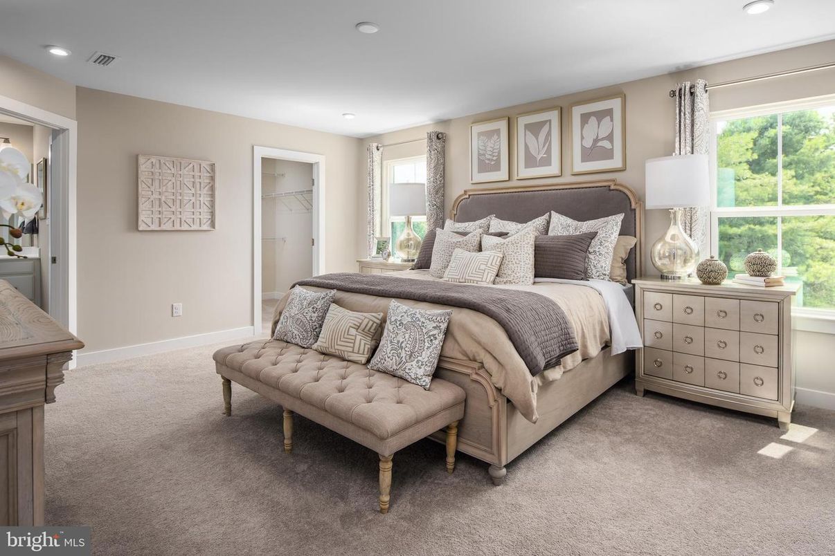 Bedroom, Interior, Recessed Lighting