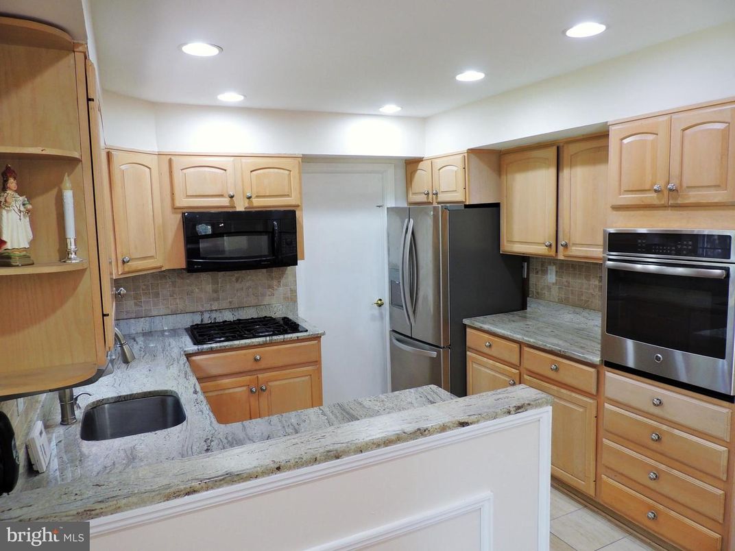 Interior, Kitchen, Recessed Lighting