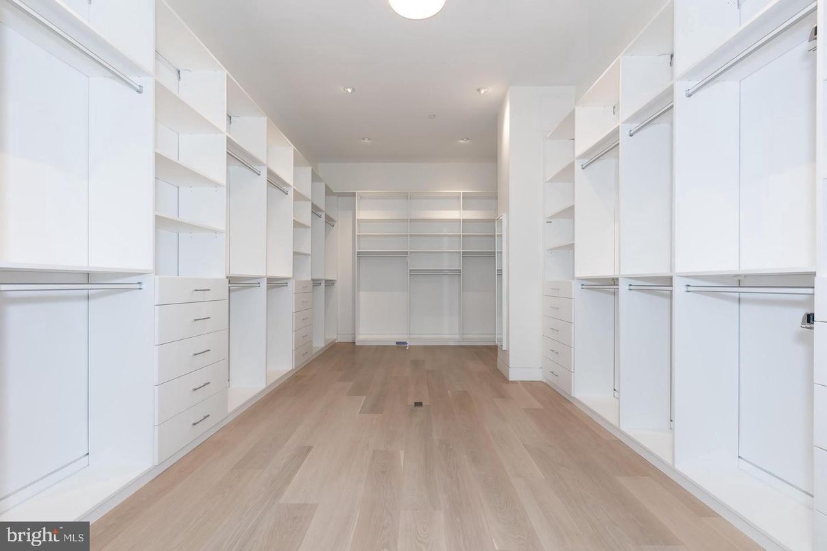 Interior, Recessed Lighting, Walk-in Closets, Wood Texture Flooring