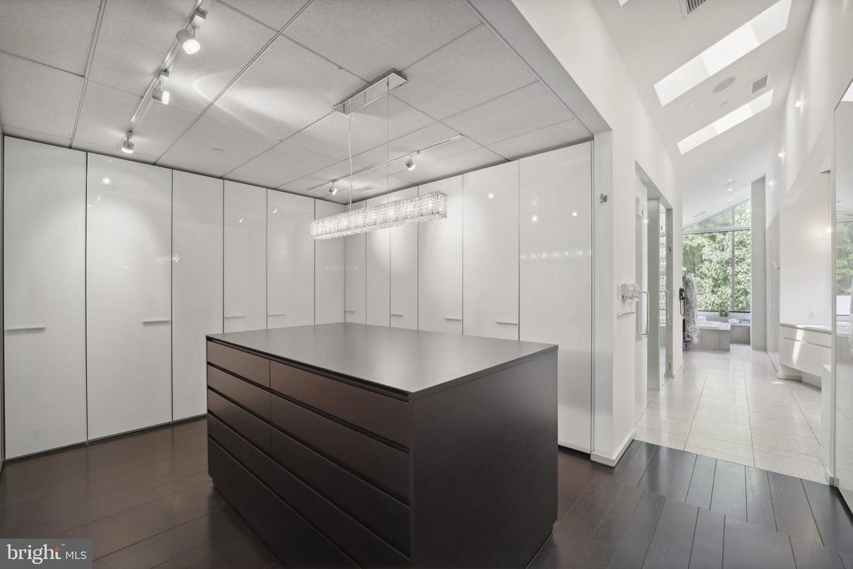 Chandelier, Interior, Recessed Lighting, Wood Texture Flooring