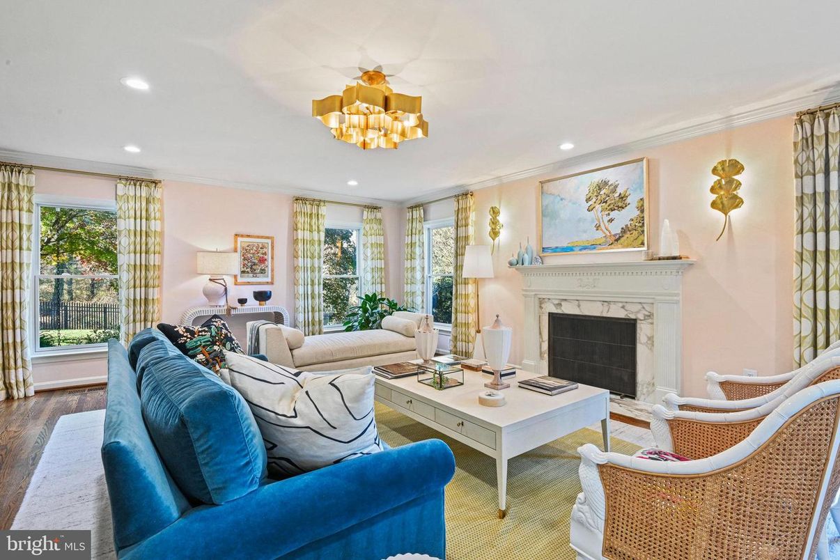 Chandelier, Fireplace, Interior, Living room, Recessed Lighting, Wood Texture Flooring