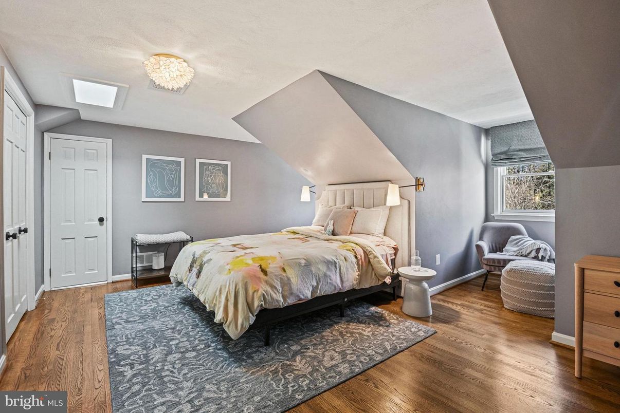Bedroom, Chandelier, Interior, Wood Texture Flooring
