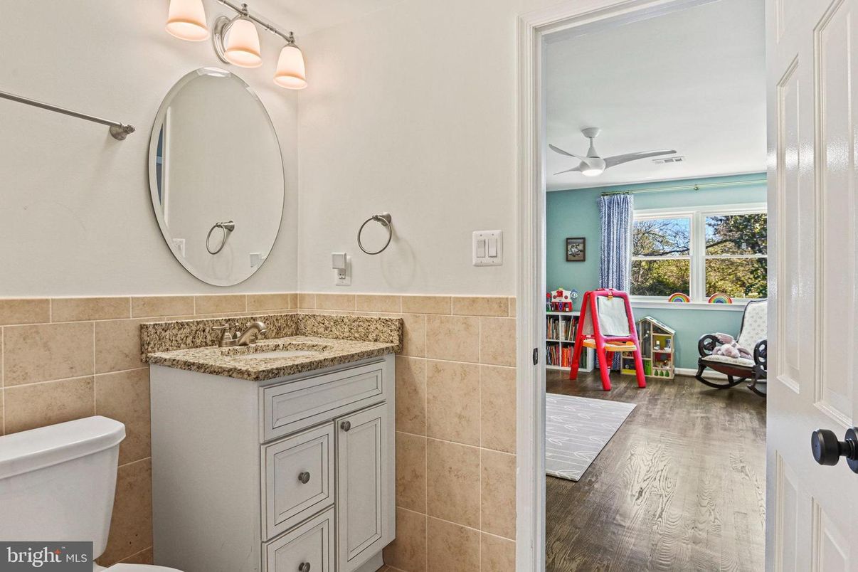 Bathroom, Interior, Wood Texture Flooring
