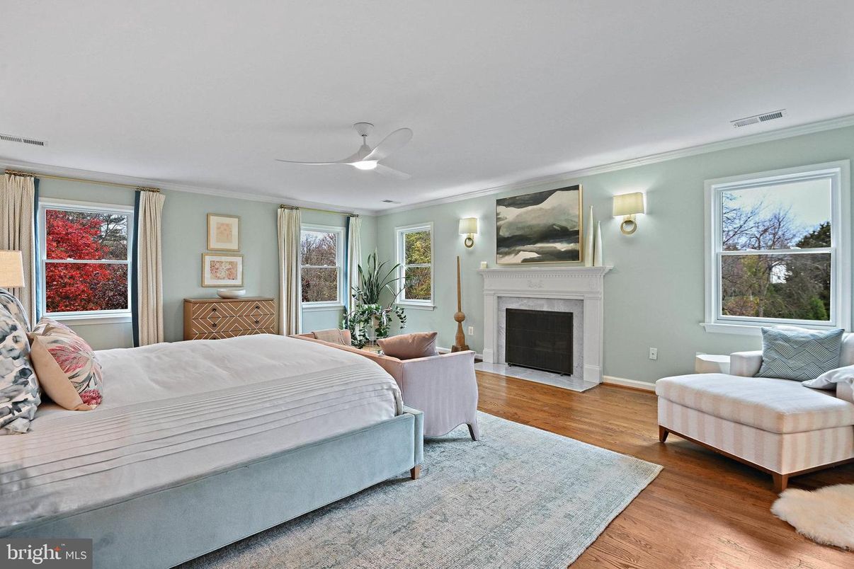 Bedroom, Fireplace, Interior, Wood Texture Flooring