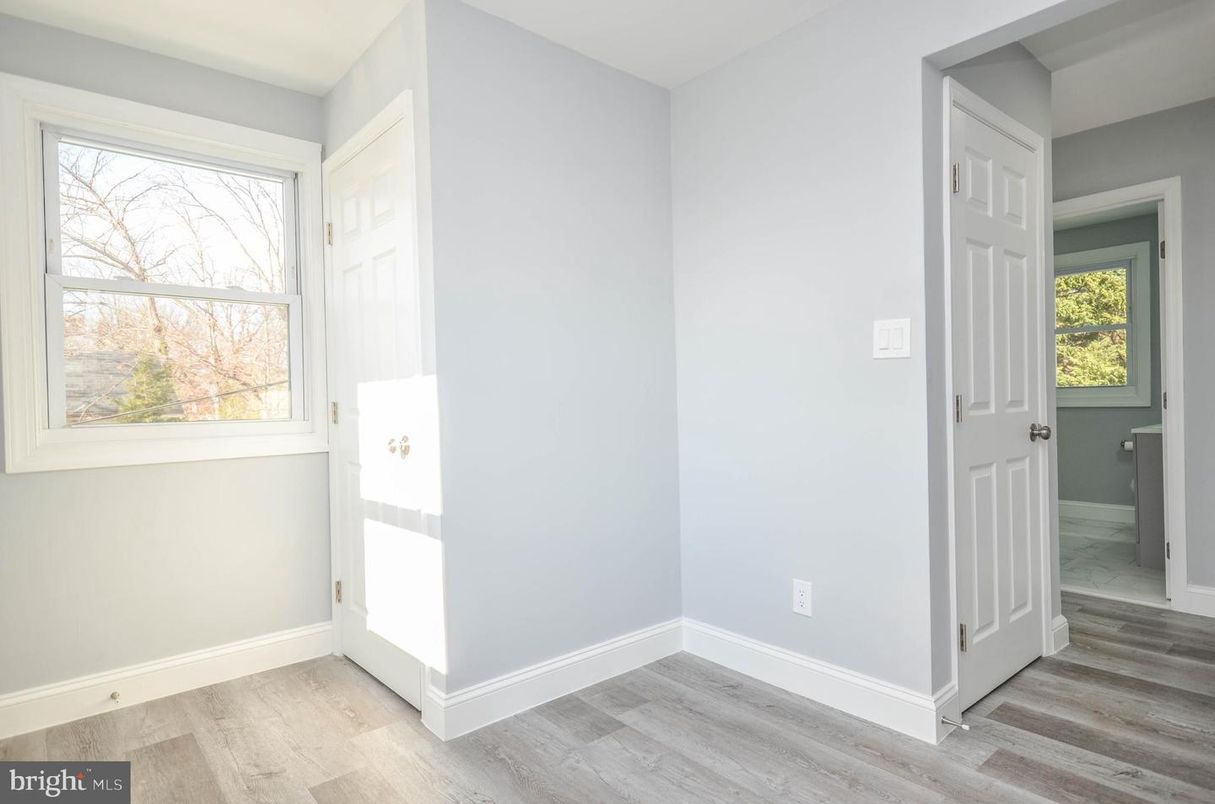 Bathroom, Empty room, Interior, Wood Texture Flooring