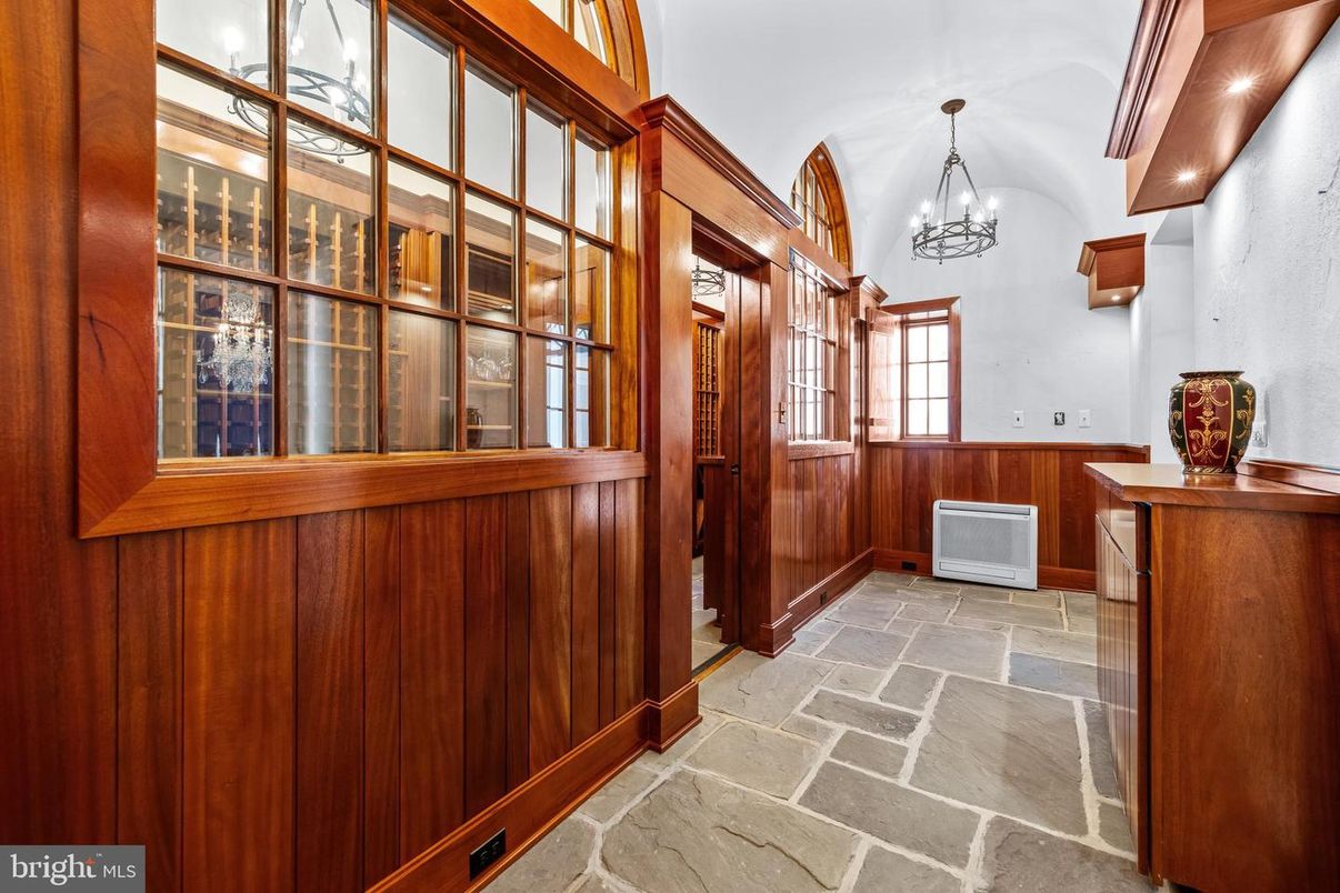 Chandelier, Interior, Wooden Walls