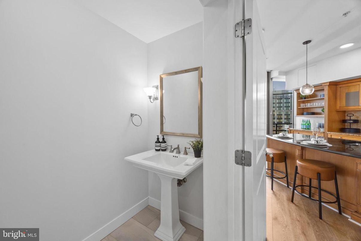 Bathroom, Interior, Pendant Lights, Recessed Lighting, Wood Texture Flooring