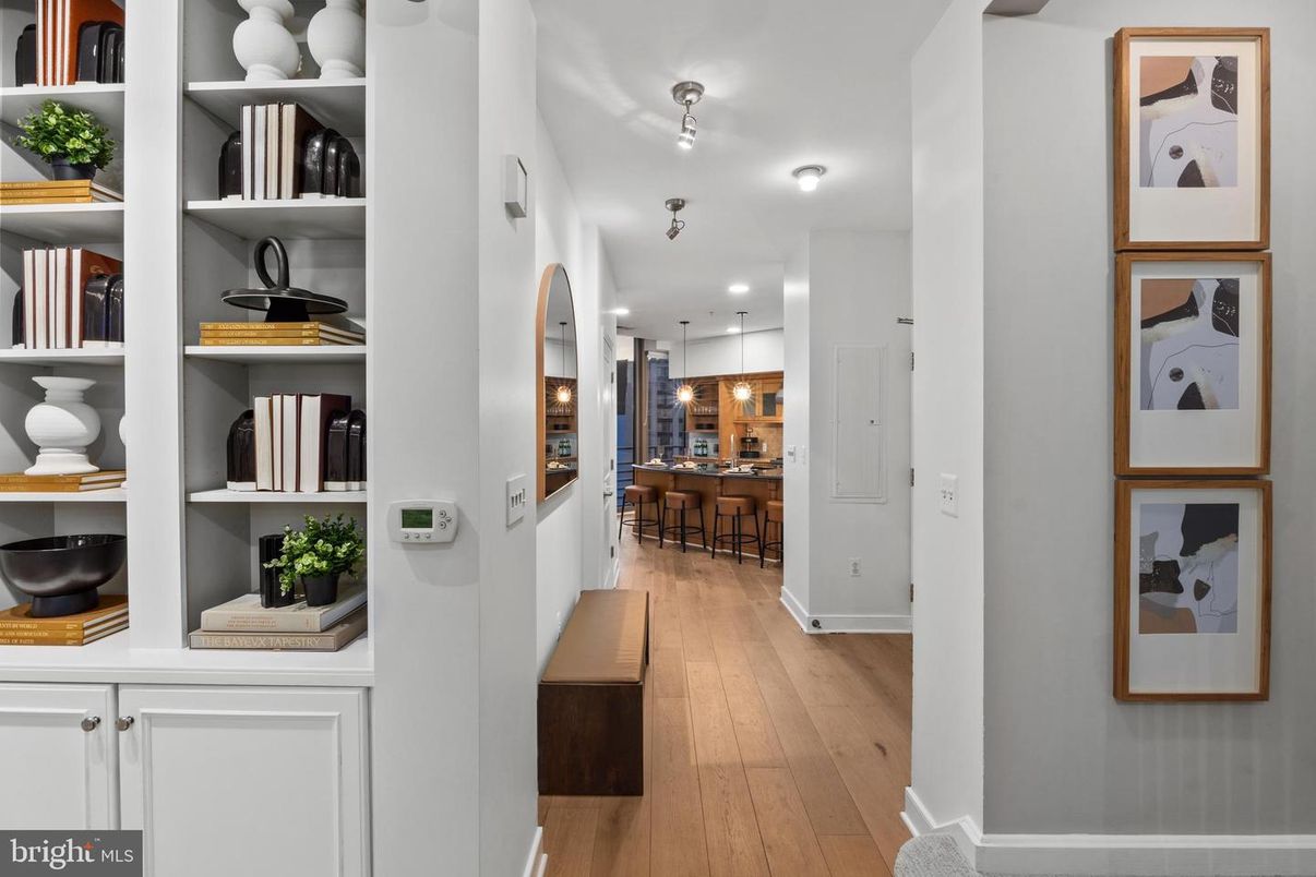 Interior, Kitchen, Pendant Lights, Wood Texture Flooring