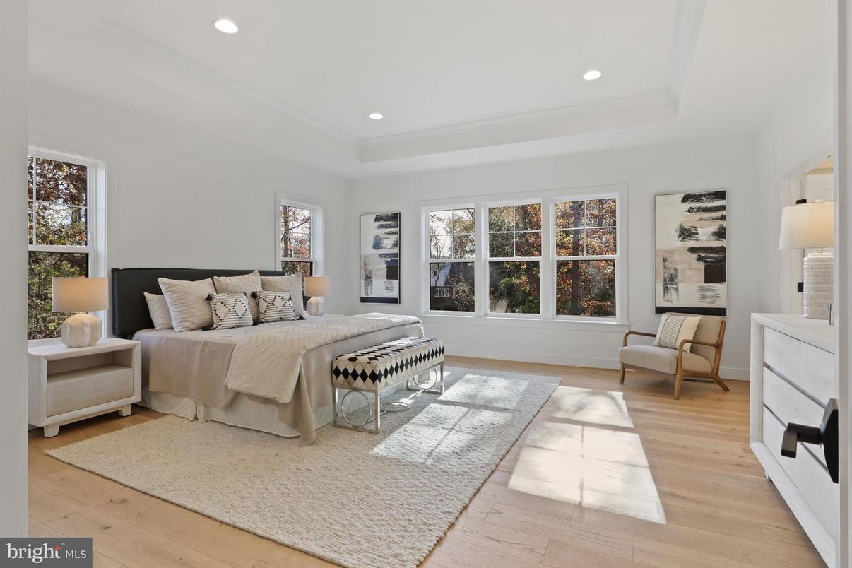 Bedroom, Fireplace, Interior, Recessed Lighting, Wood Texture Flooring